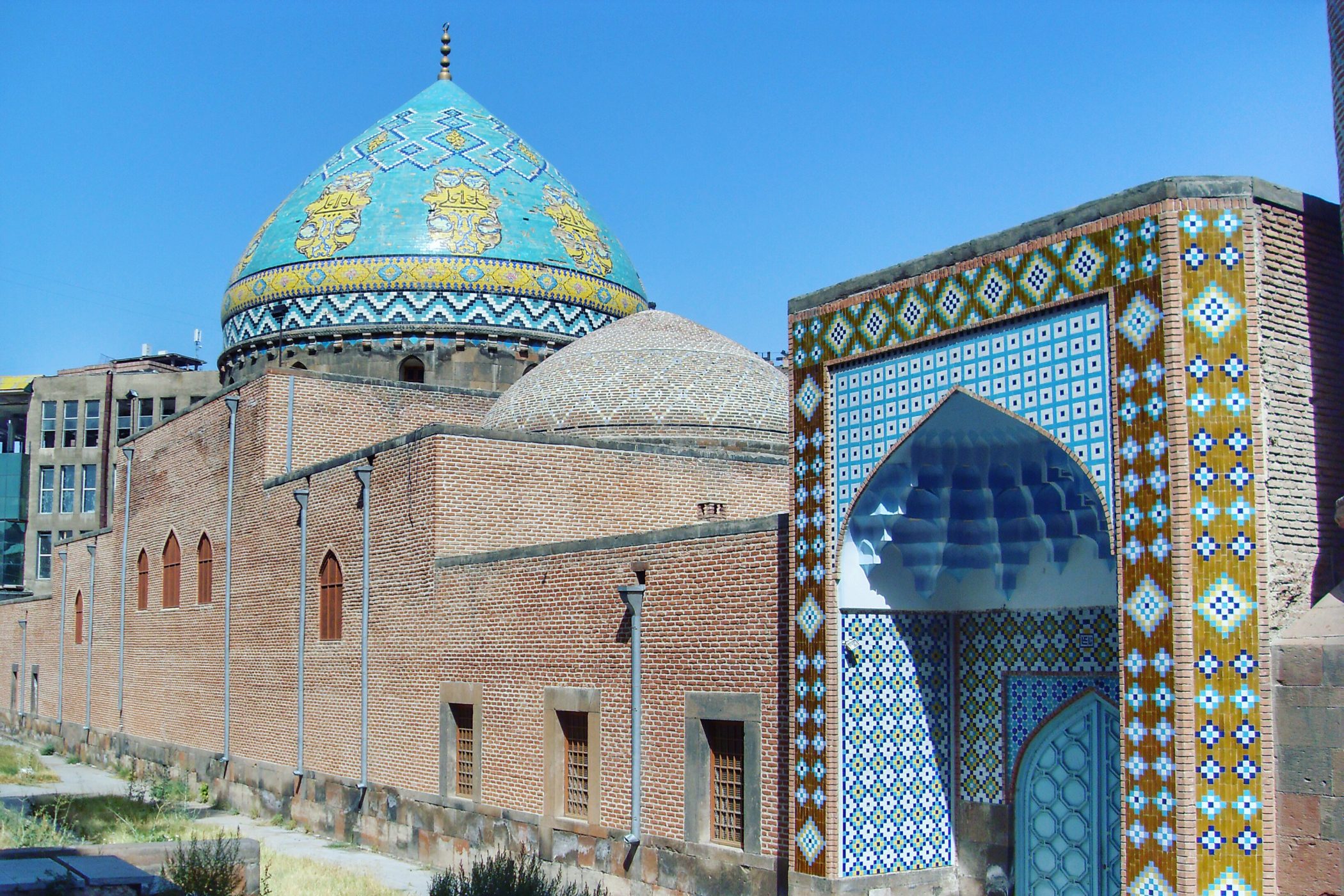 Erywań, Armenia. Miasto, gdzie Allah wzrokiem nie sięga